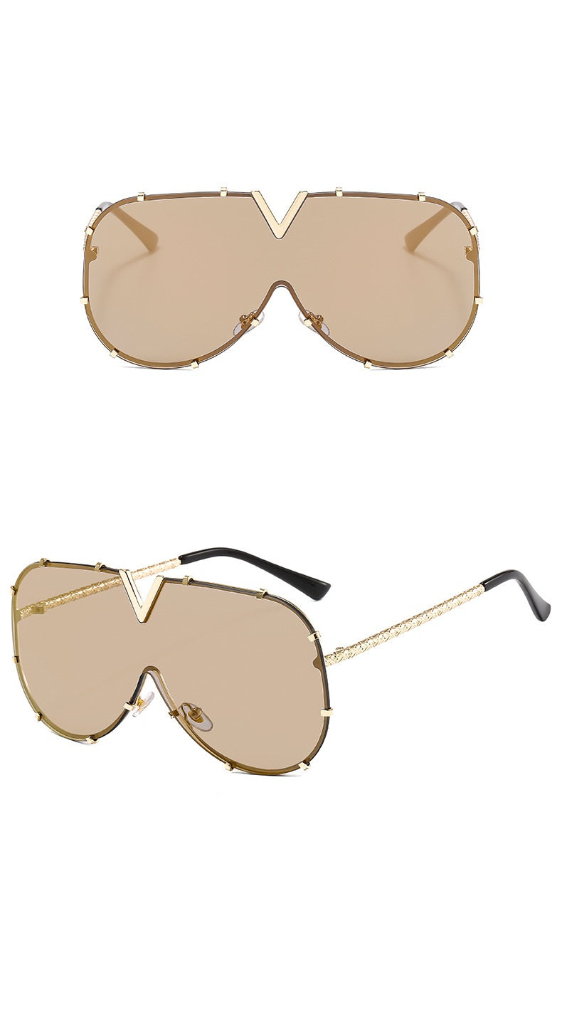 LA VOGUE | Gold On Brown Mirror Oversized Rounded Sunglasses